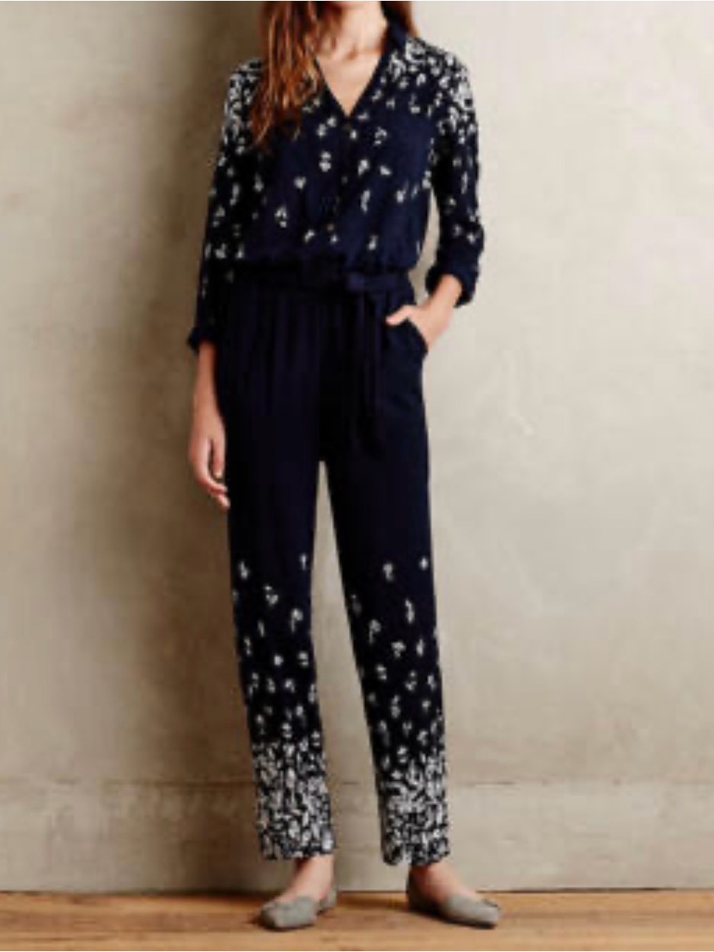 Lilka Anthropologie Navy Blue Floral Lakeshore LongSleeve Jumpsuit Womens Medium